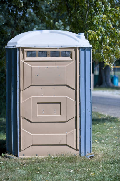 Best Porta potty delivery and setup  in Island Walk, FL